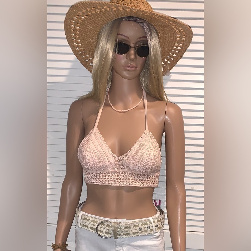 IKAL-KUL pale pink triangle crocheted bikini top with padding Medium